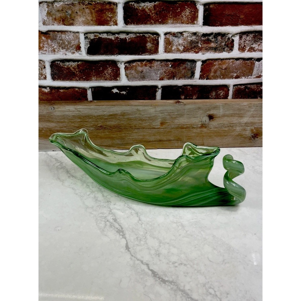 Handblown Glass MCM Cornucopia-Swirl Tail Bowl/Dish/Vase, In Green
